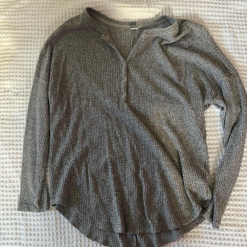 Old Navy Heather Gray Waffle Knit Henley
